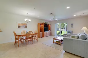 5410 SE Mitchell Ln, Stuart, FL 34997 - Photo 13
