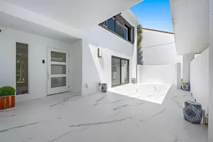 2435 Presidential Way, West Palm Beach, FL 33401 - Photo 3