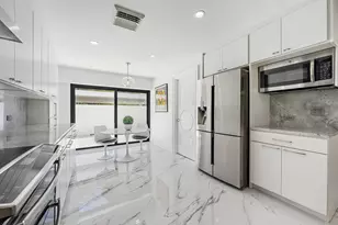 2435 Presidential Way, West Palm Beach, FL 33401 - Photo 19