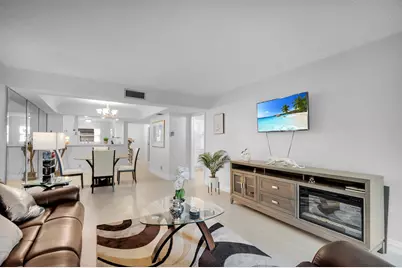 23247 N Barwood Ln Lane N #305, Boca Raton, FL 33428 - Photo 9