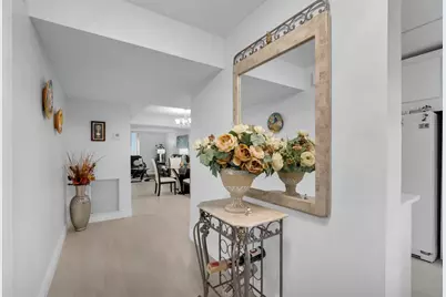 23247 N Barwood Ln Lane N #305, Boca Raton, FL 33428 - Photo 7