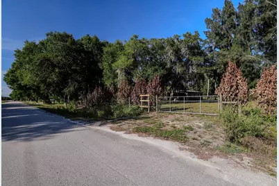 1100 Red Barn Rd N W, Moore Haven, FL 33471 - Photo 31