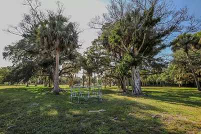 1100 Red Barn Rd N W, Moore Haven, FL 33471 - Photo 11
