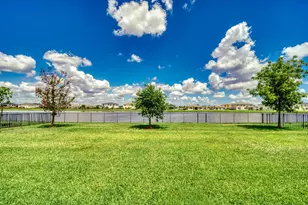12793 NW Copper Creek Dr, Port Saint Lucie, FL 34987 - Photo 21