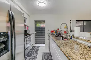 4003 W Woodscape Dr, Miramar, FL 33023 - Photo 17