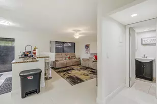 4003 W Woodscape Dr, Miramar, FL 33023 - Photo 5