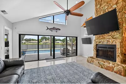749 Camino Lakes Circle, Boca Raton, FL 33486 - Photo 11