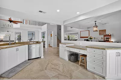 749 Camino Lakes Circle, Boca Raton, FL 33486 - Photo 9
