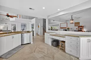 749 Camino Lakes Cir, Boca Raton, FL 33486 - Photo 9