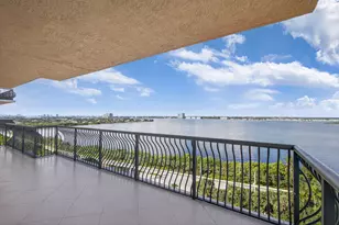 5150 N Ocean Dr, Singer Island, FL 33404 - Photo 27