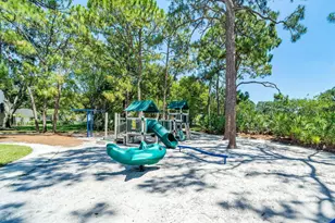 527 5th Terrace, Palm Beach Gardens, FL 33418 - Photo 35
