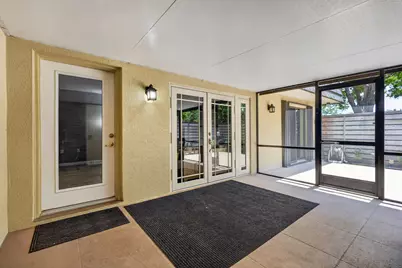 527 5th Terrace, Palm Beach Gardens, FL 33418 - Photo 3