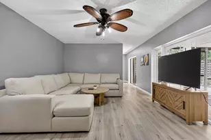 527 5th Terrace, Palm Beach Gardens, FL 33418 - Photo 7