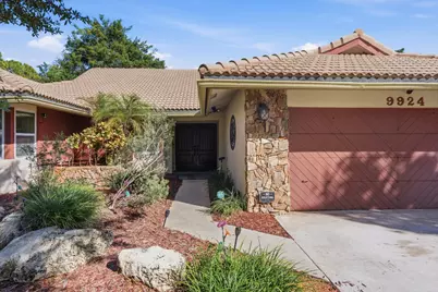 9924 NW 3rd Place, Coral Springs, FL 33071 - Photo 5