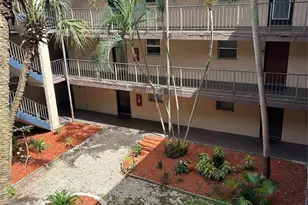 2860 Somerset Dr, Lauderdale Lakes, FL 33311 - Photo 37