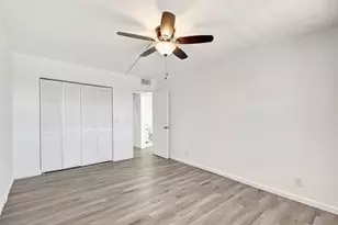 4015 Cornwall A, Boca Raton, FL 33434 - Photo 15