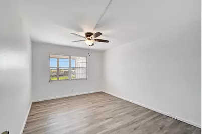 4015 Cornwall A, Boca Raton, FL 33434 - Photo 17