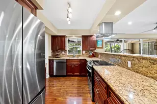 806 SE 9th Ave, Deerfield Beach, FL 33441 - Photo 13
