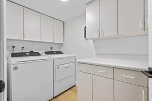 2142 SW 82nd Ave, Davie, FL 33324 - Photo 19