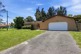 128 Barberton Rd, Lake Worth, FL 33467 - Photo 3