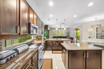 11565 Mantova Bay Circle, Boynton Beach, FL 33473 - Photo 17