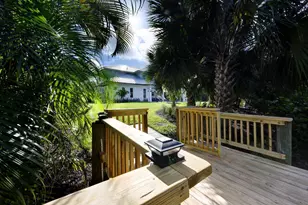 11823 Lake Shore Pl, North Palm Beach, FL 33408 - Photo 17