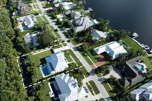 11823 Lake Shore Pl, North Palm Beach, FL 33408 - Photo 9
