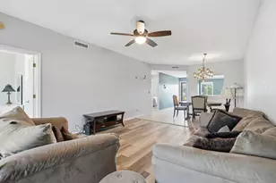 6901 SE Constitution Blvd, Hobe Sound, FL 33455 - Photo 9