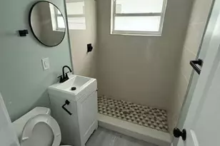 1016 Palm Beach Lakes Blvd, West Palm Beach, FL 33401 - Photo 5