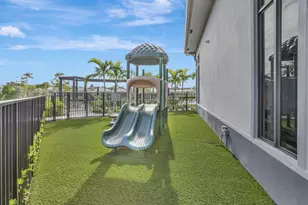 8427 W Blue Spring Dr, Parkland, FL 33067 - Photo 27