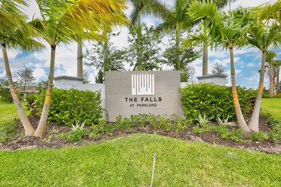 8427 W Blue Spring Drive, Parkland, FL 33067 - Photo 27