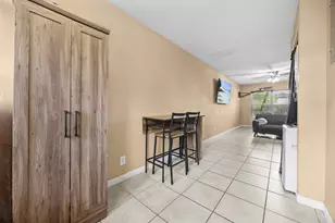 4656 NW 9th Dr, Plantation, FL 33317 - Photo 5