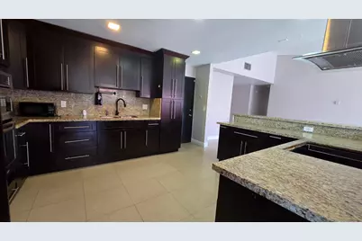 7440 NW 42nd Court, Lauderhill, FL 33319 - Photo 9