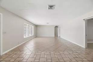 232 Gleneagles Dr, Lake Worth, FL 33462 - Photo 9