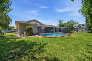 232 Gleneagles Dr, Lake Worth, FL 33462 - Photo 37