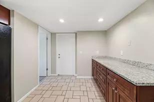 232 Gleneagles Dr, Lake Worth, FL 33462 - Photo 19