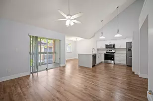 832 NW 92nd Ave, Plantation, FL 33324 - Photo 7
