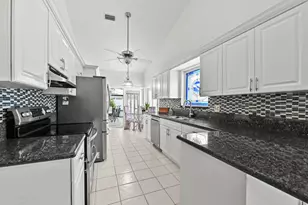 8372 Myakka Ct, Lake Worth, FL 33467 - Photo 11