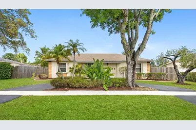 19612 Montana Lane, Boca Raton, FL 33434 - Photo 9