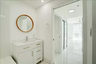 9805 NW 52nd St, Doral, FL 33178 - Photo 31