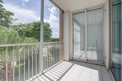 9805 NW 52nd Street #407, Doral, FL 33178 - Photo 33