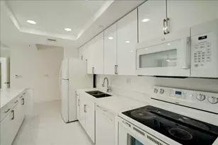 9805 NW 52nd St, Doral, FL 33178 - Photo 5