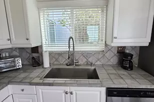 3931 Island Club Cir W, Lake Worth, FL 33462 - Photo 21