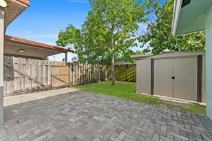 2831 N Seacrest Blvd, Boynton Beach, FL 33435 - Photo 5