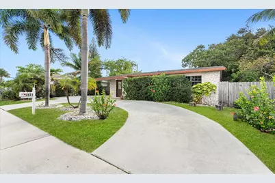 2831 N Seacrest Boulevard, Boynton Beach, FL 33435 - Photo 3