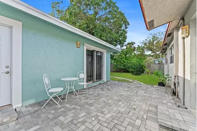 2831 N Seacrest Boulevard, Boynton Beach, FL 33435 - Photo 23