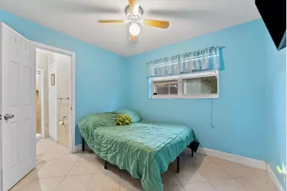 2831 N Seacrest Boulevard, Boynton Beach, FL 33435 - Photo 17