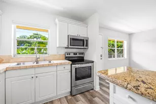 5162 NE 6th Ave, Oakland Park, FL 33334 - Photo 13