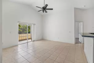 8238 Maidencane Pl, Port Saint Lucie, FL 34952 - Photo 11