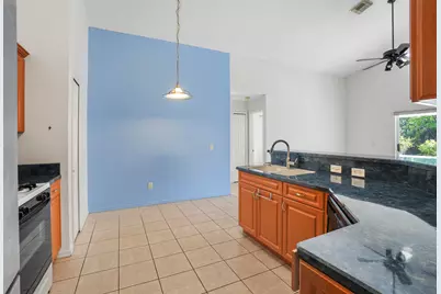 8238 Maidencane Place, Port Saint Lucie, FL 34952 - Photo 9